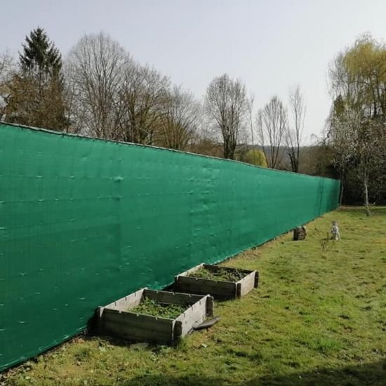 Pose d&rsquo;un brise-vue