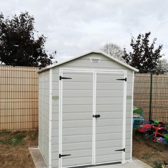 Montage d&rsquo;un cabanon