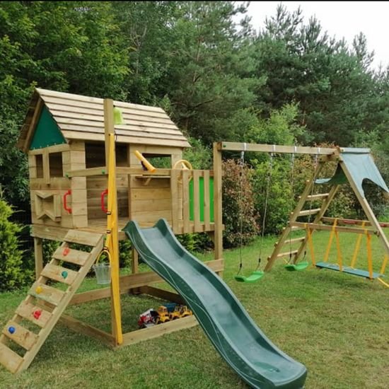 Montage d&rsquo;une cabane